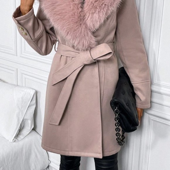 Chic Fuzzy Collar Belted Overcoat - Picture 5 of 5